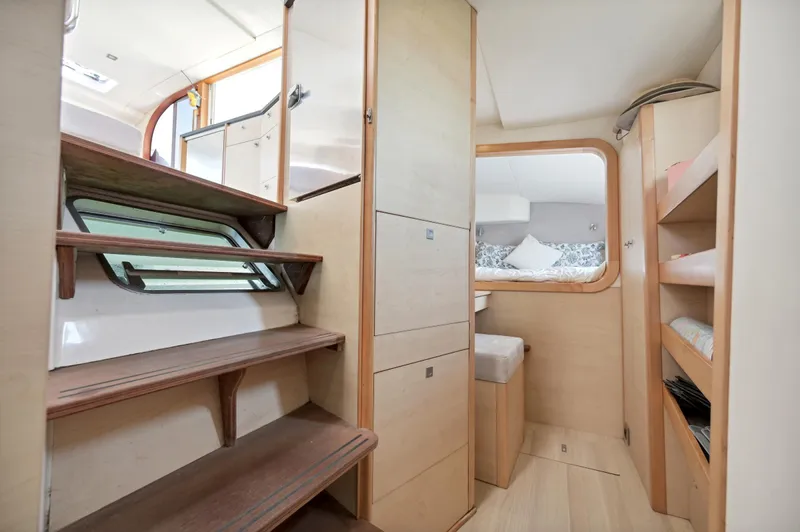 Zephyr Yacht Photos Pics 