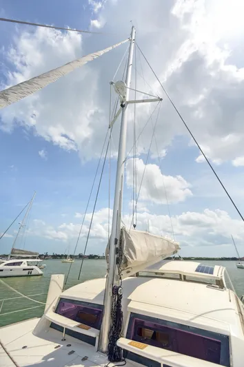 Zephyr Yacht Photos Pics 