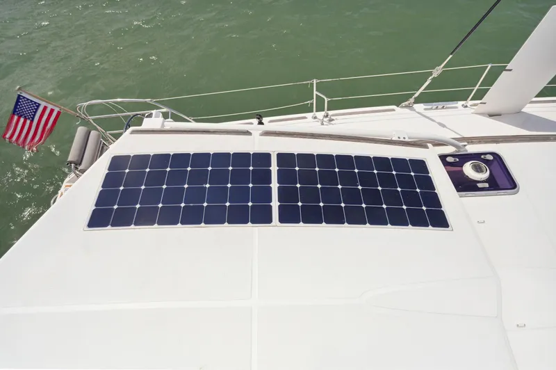 Zephyr Yacht Photos Pics 