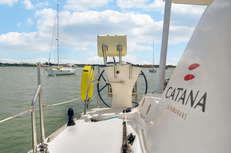 Zephyr Yacht Photos Pics 