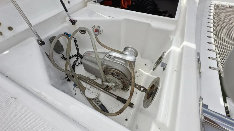 Zephyr Yacht Photos Pics 