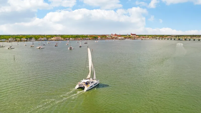 Zephyr Yacht Photos Pics 