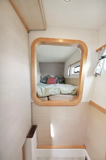 Zephyr Yacht Photos Pics 