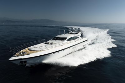 Yacht