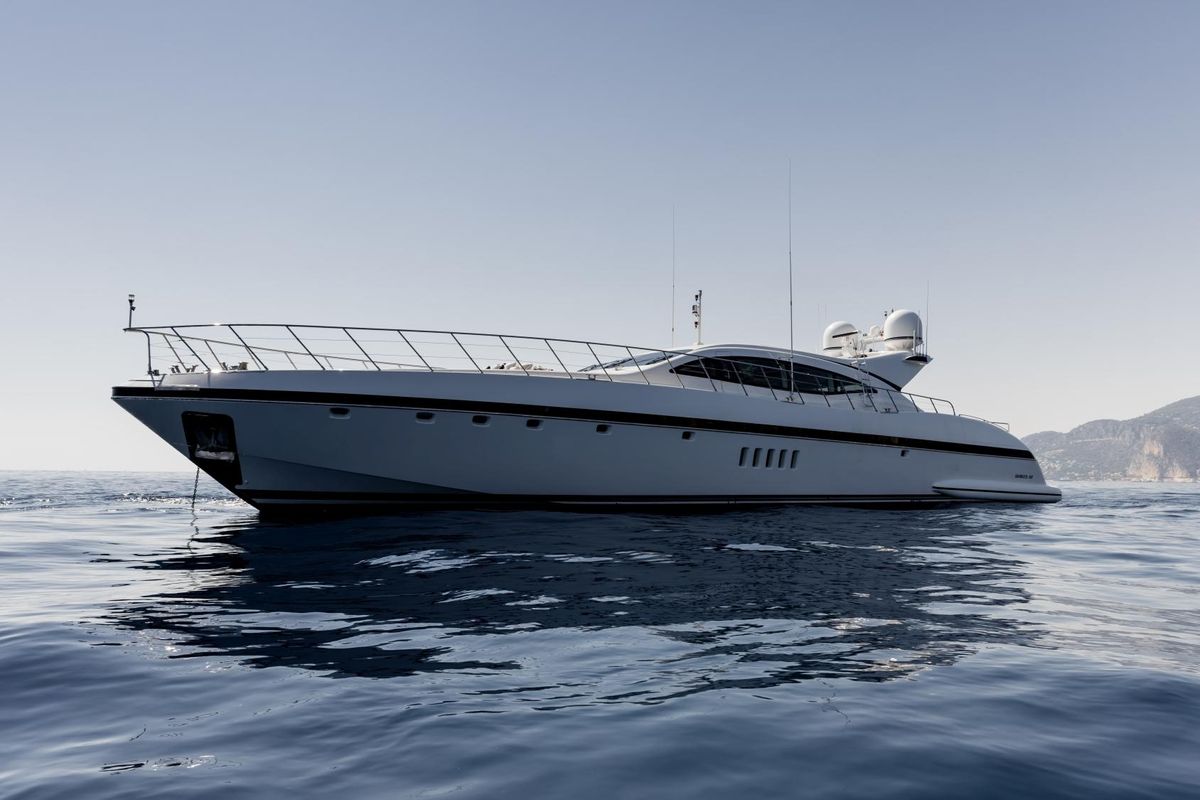 2008 Mangusta 109 