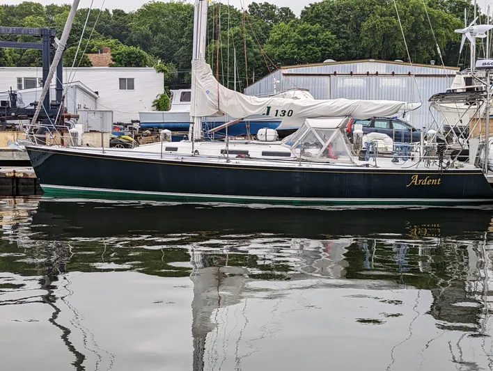Ardent Yacht Photos Pics 