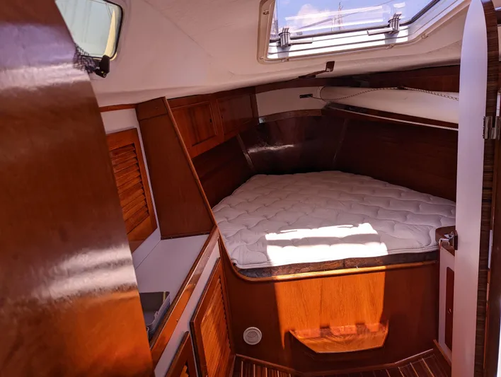 Ardent Yacht Photos Pics 