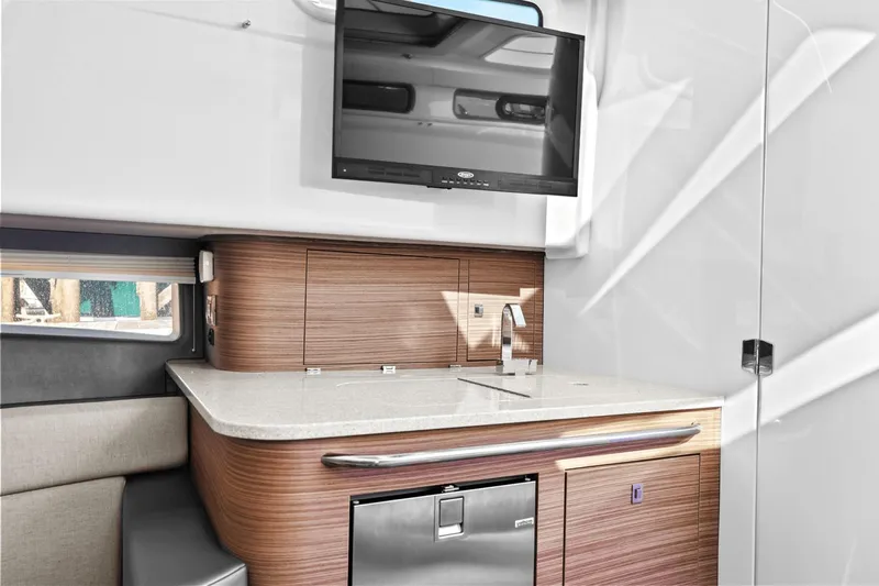 Kiss Me Kate Yacht Photos Pics 