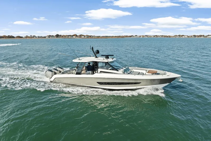 Kiss Me Kate Yacht Photos Pics 