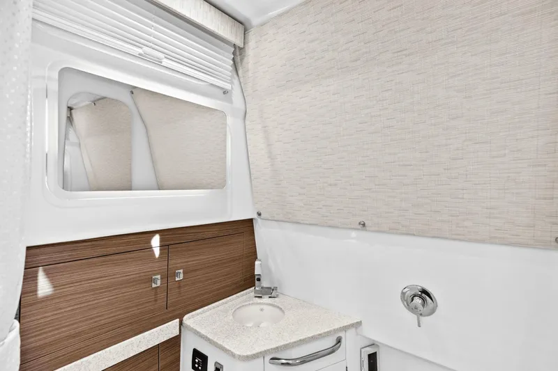 Kiss Me Kate Yacht Photos Pics 