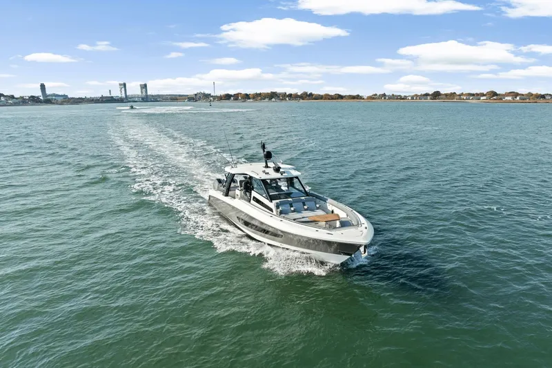 Kiss Me Kate Yacht Photos Pics 