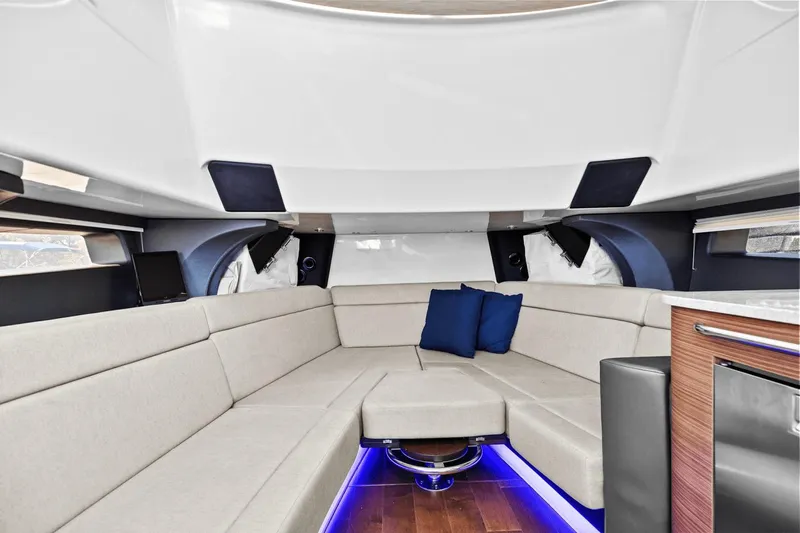 Kiss Me Kate Yacht Photos Pics 