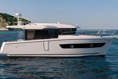 2026 Beneteau Swift Trawler 37 Sedan