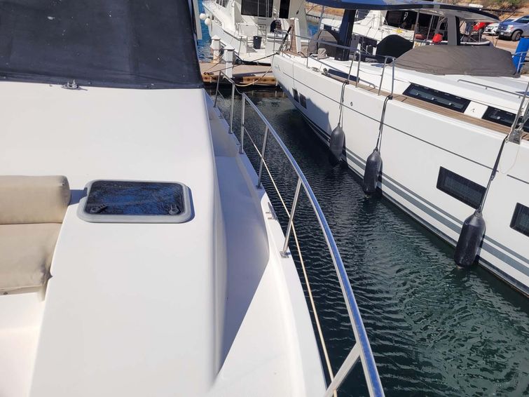 2007-49-meridian-490-pilothouse