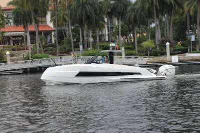 Astondoa 377 Coupe Outboard