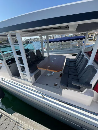 Sea Dog Yacht Photos Pics 