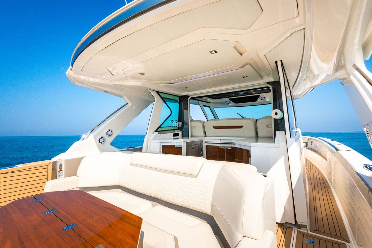 2022 Tiara Yachts 48 
