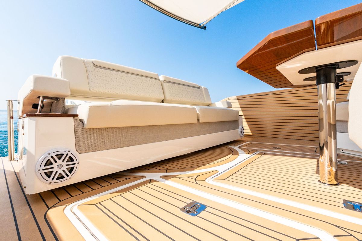 2022 Tiara Yachts 48 