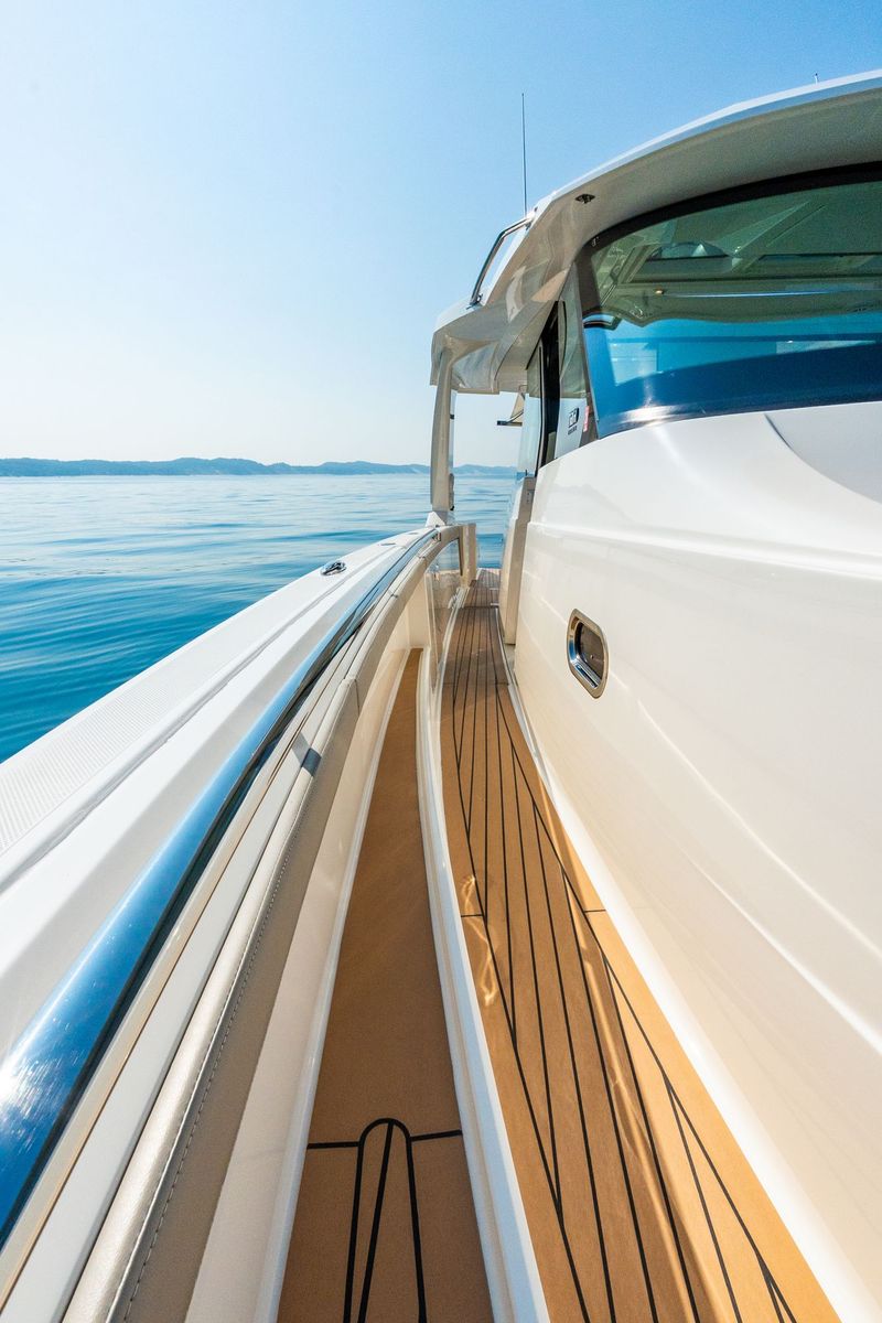 2022 Tiara Yachts 48 