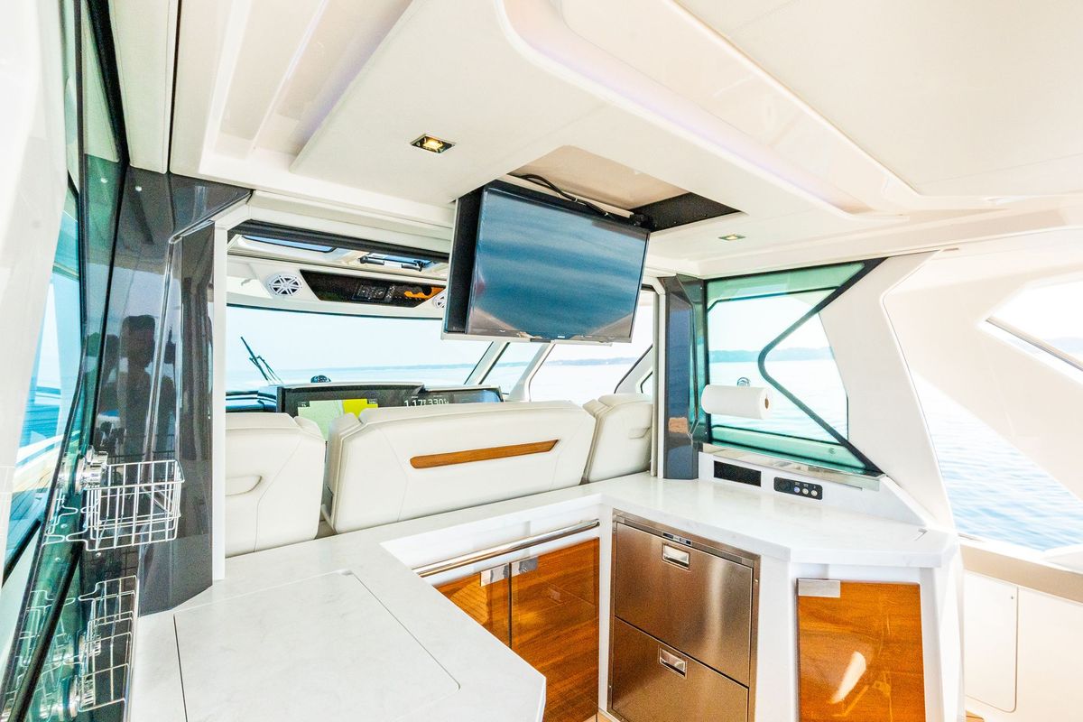 2022 Tiara Yachts 48 