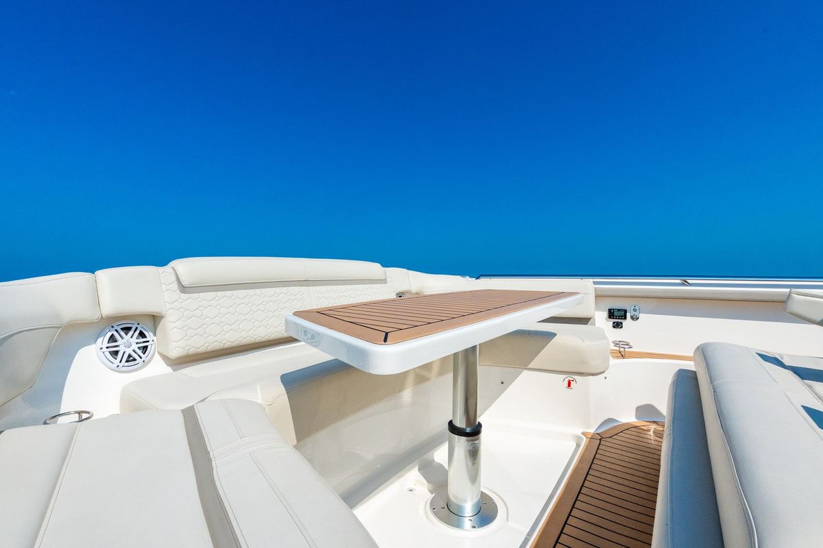 2022 Tiara Yachts 48 