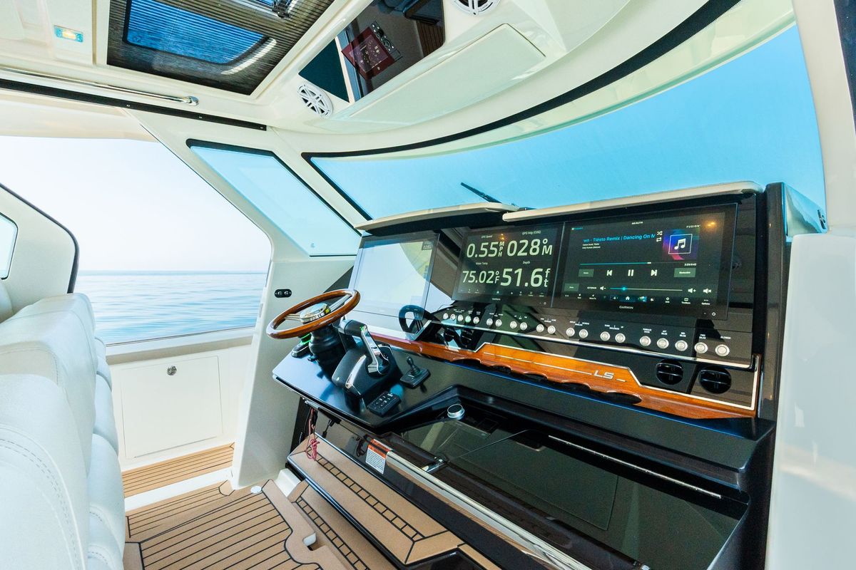 2022 Tiara Yachts 48 