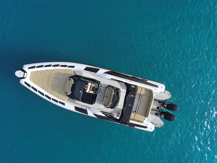 Cayman 35.0 Executive Yacht Photos Pics 