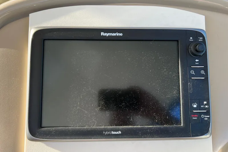  Yacht Photos Pics Raymarine HybridTouch display on 1998 Sea Ray 540 Sundancer yacht dashboard.