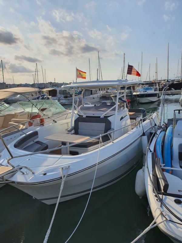 2021 Jeanneau Cap Camarat 9.0 CC