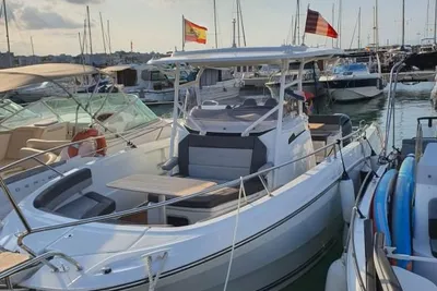 2021 Jeanneau Cap Camarat 9.0 CC