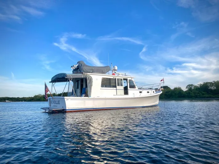 Reveille Yacht Photos Pics 