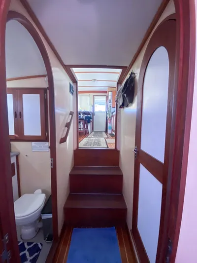 Reveille Yacht Photos Pics 