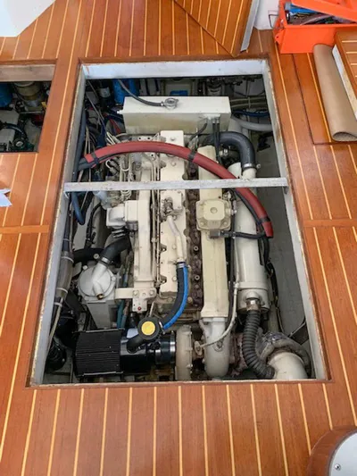 Reveille Yacht Photos Pics 