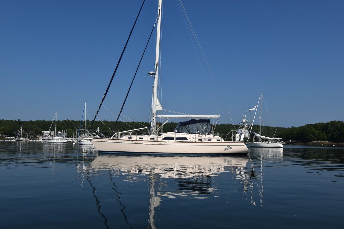 2004 Island Packet 52 