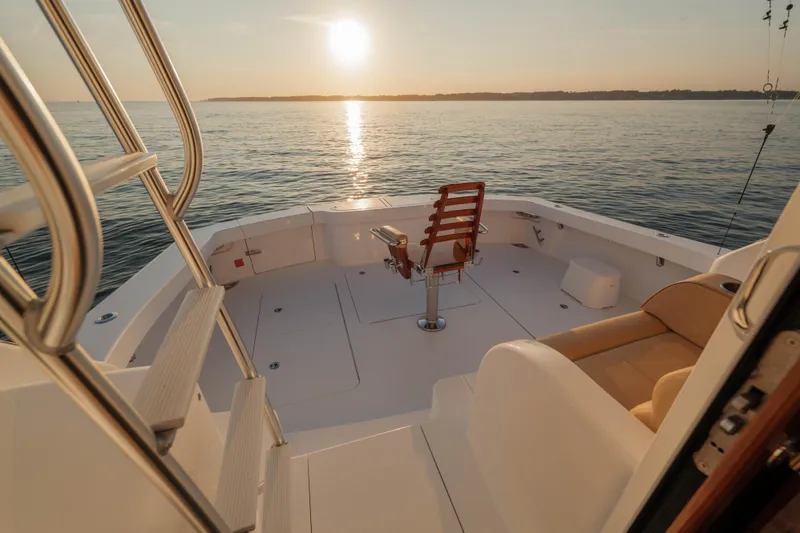 Salty Dog Yacht Photos Pics Viking 54 Salty Dog - Cockpit