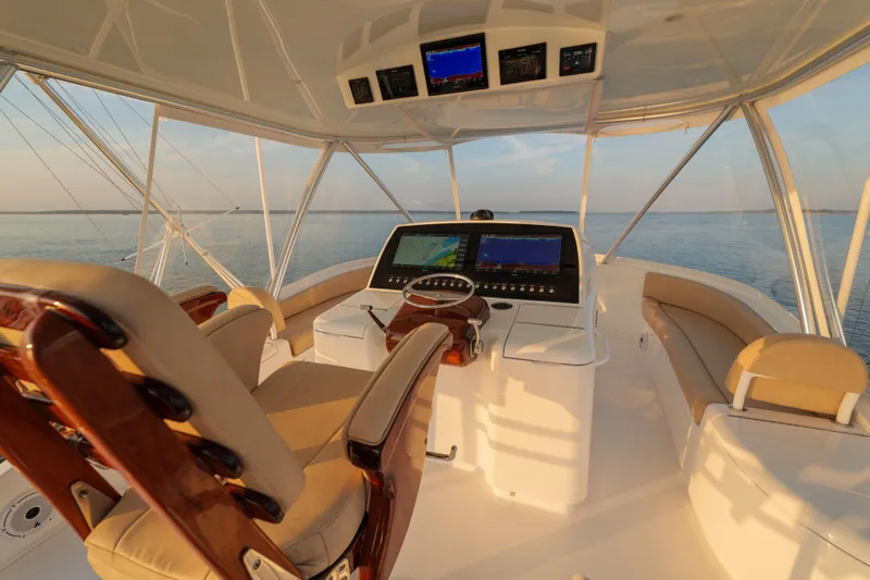 Salty Dog Yacht Photos Pics Viking 54 Salty Dog - Flybridge Helm Station