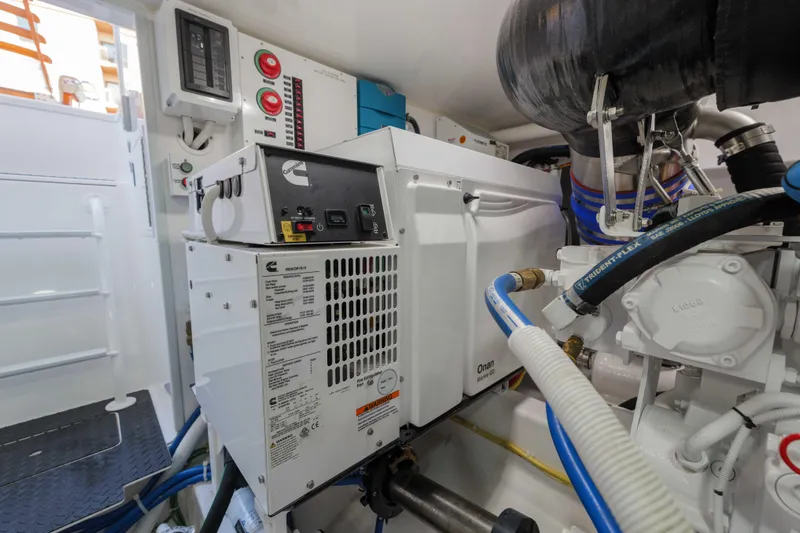 Salty Dog Yacht Photos Pics Viking 54 Salty Dog - Engine Room