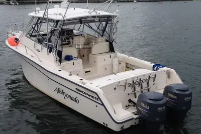 Grady-White Express 330