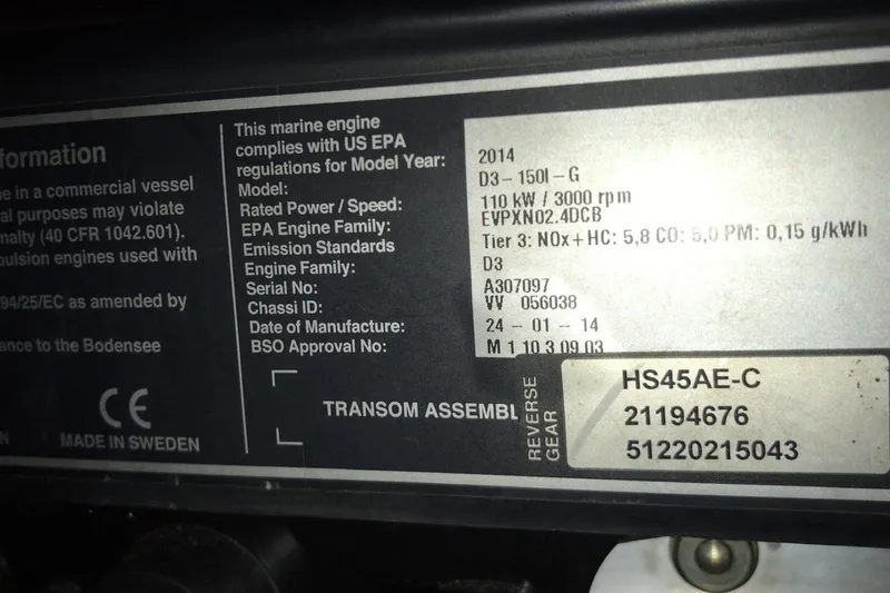 Sea Jade Yacht Photos Pics Label on a 2014 FONTAINE PAJOT 63 marine engine, showing specifications and compliance details.