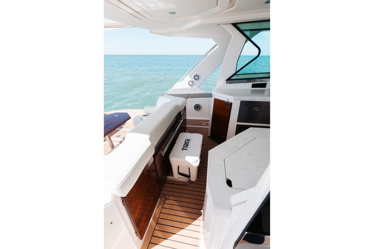 2023 Tiara Yachts 48 