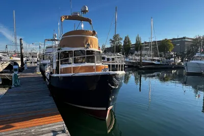 Ranger Tugs R-31 CB
