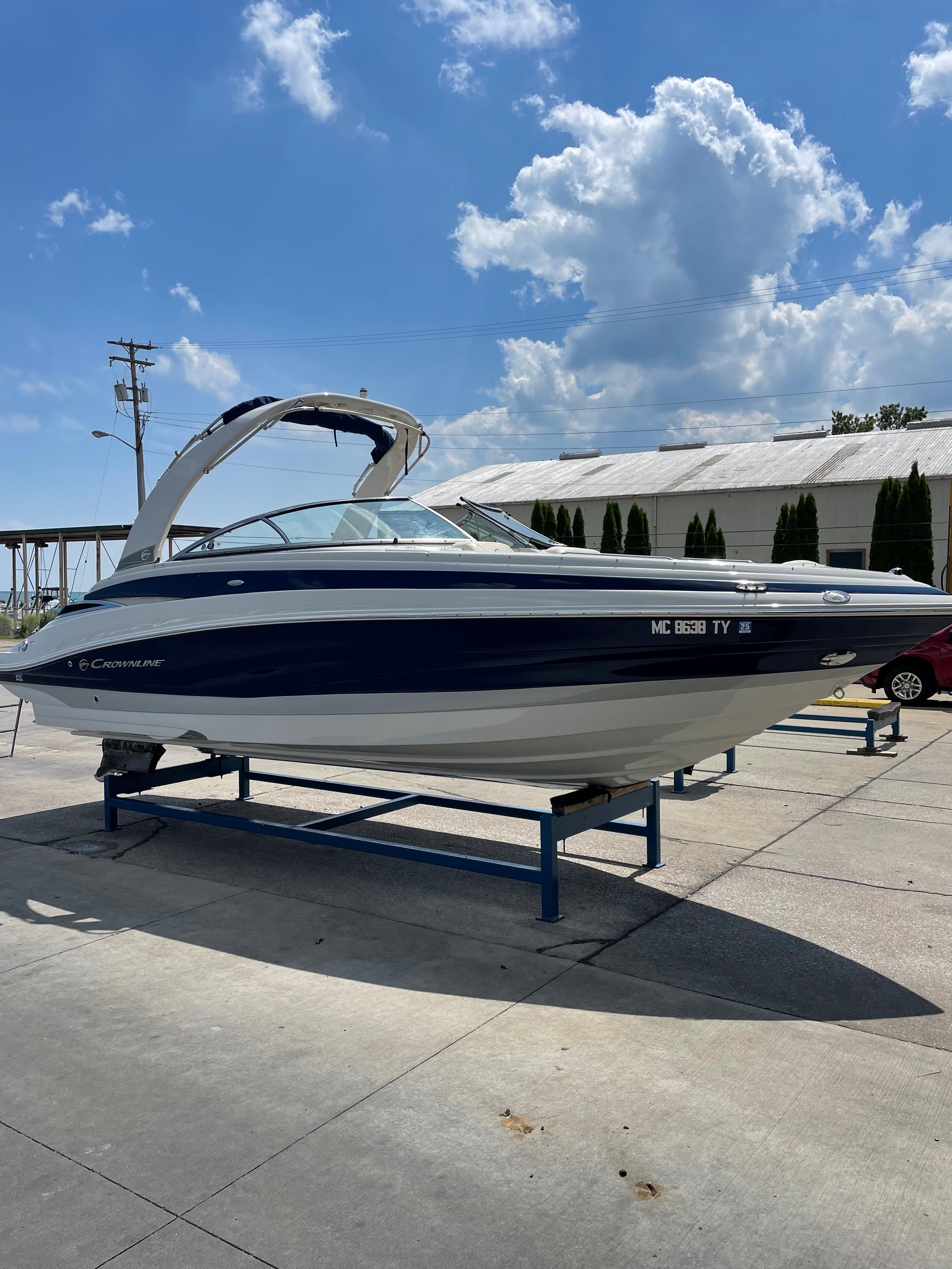 2017 Crownline 255 SS Bowrider for sale - YachtWorld