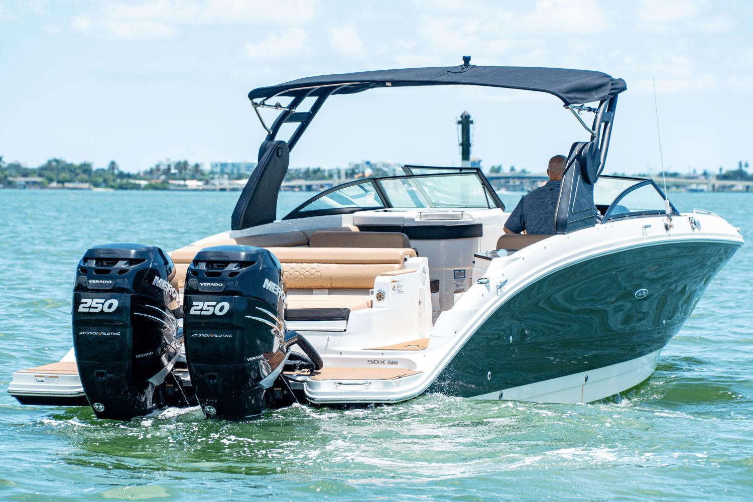 Sea Ray Sdx Outboard Runabout For Sale Yachtworld