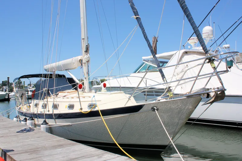 Tigerlily Yacht Photos Pics 