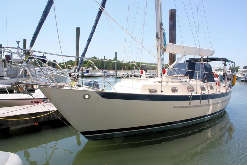 Tigerlily Yacht Photos Pics 