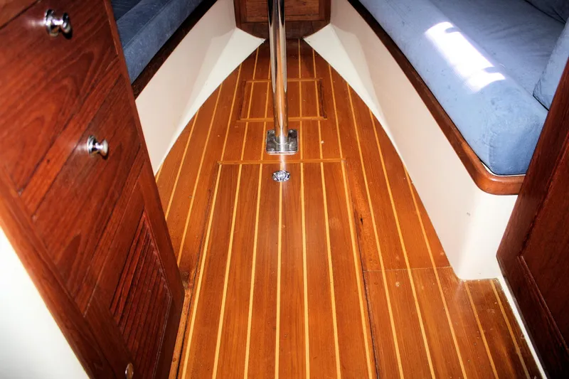 Tigerlily Yacht Photos Pics 