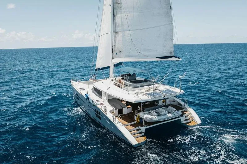 Mulan Yacht Photos Pics 