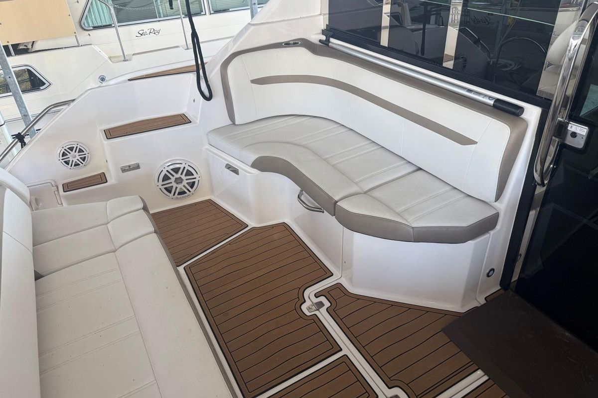 2016 Regal 46 