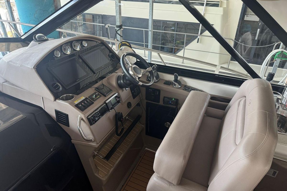 2016 Regal 46 