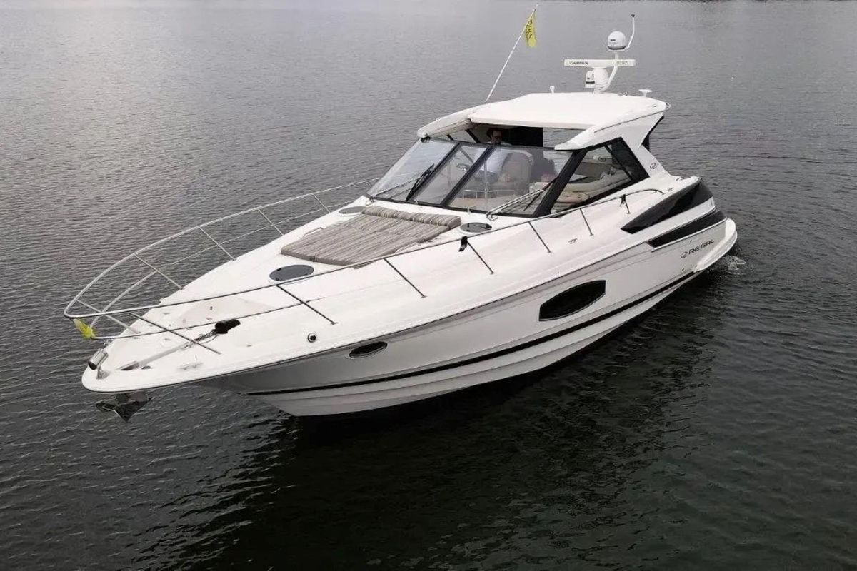 2016 Regal 46 